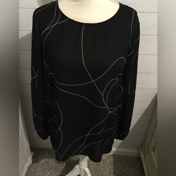 Modern Button Sleeve Top - Picture 1 of 5